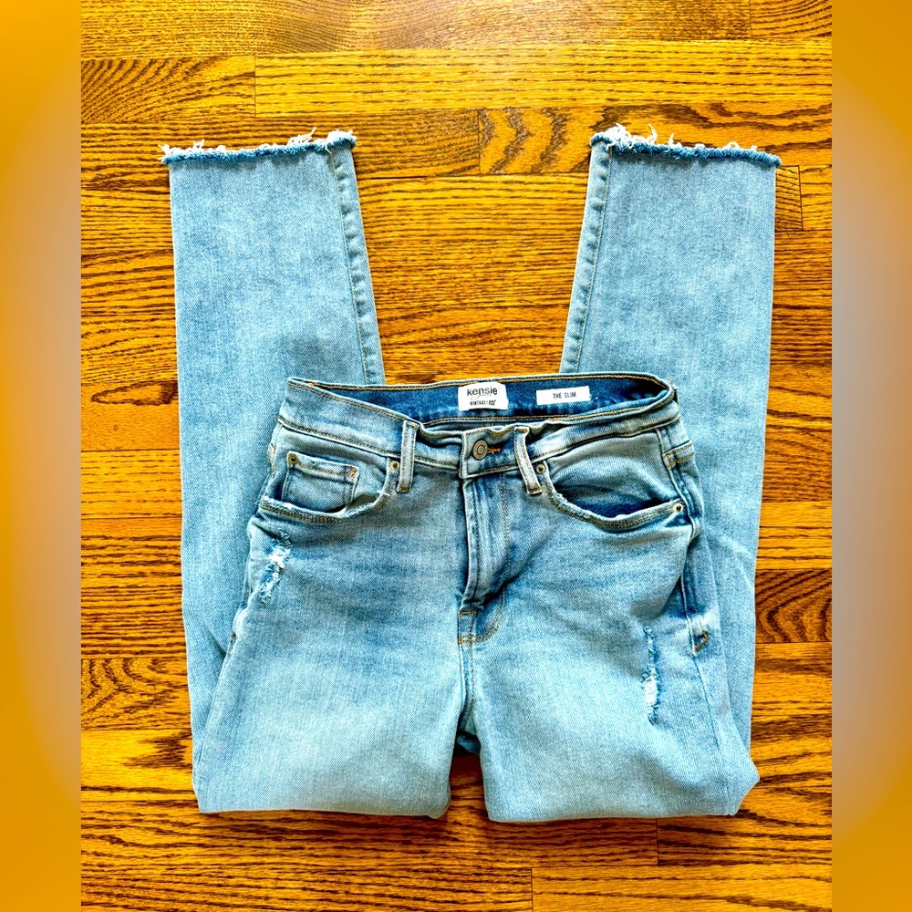 Kensie Jeans. Size 26